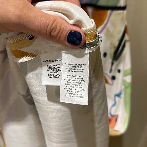 Gorgeous maxi dress with a-line structure. - Picture 6 of 6